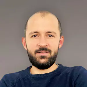 Alex GIURGEA